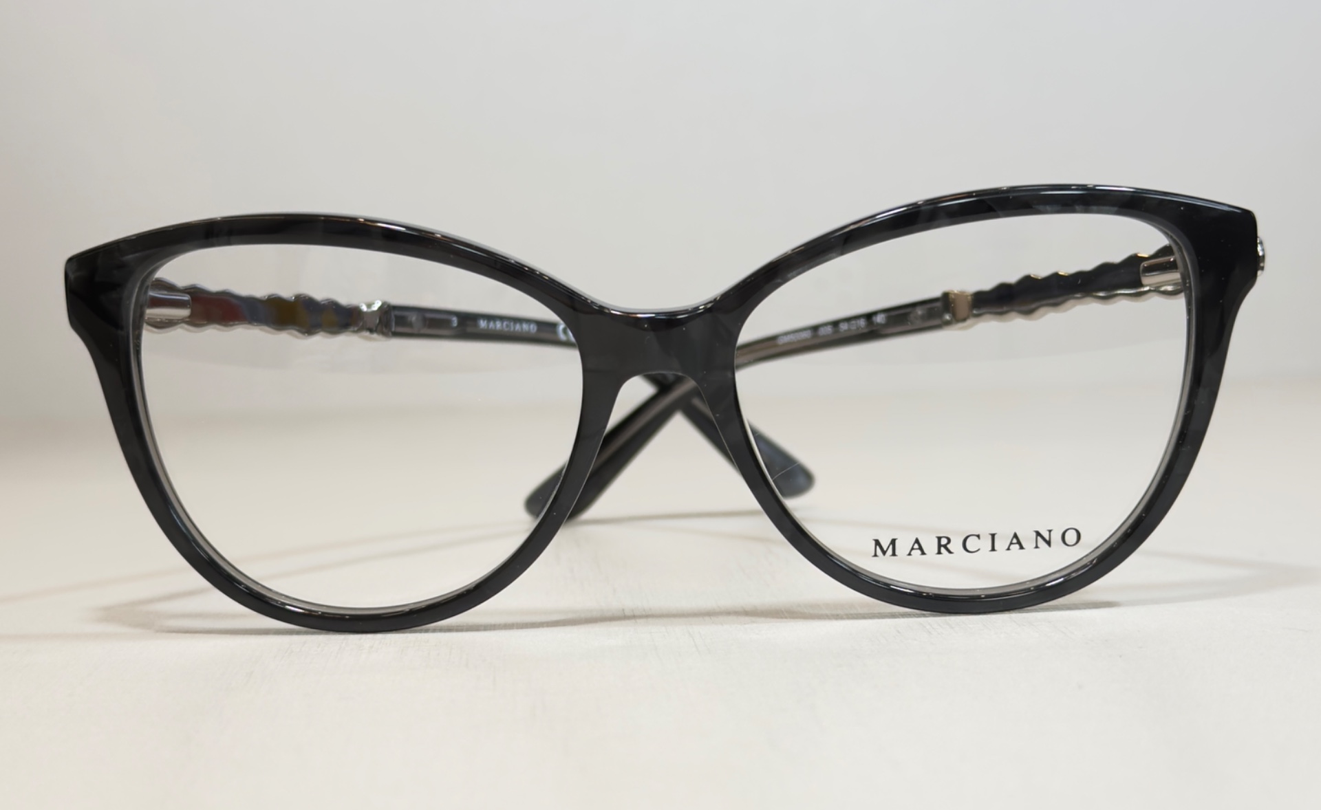 GM50060 005 · MARCIANO