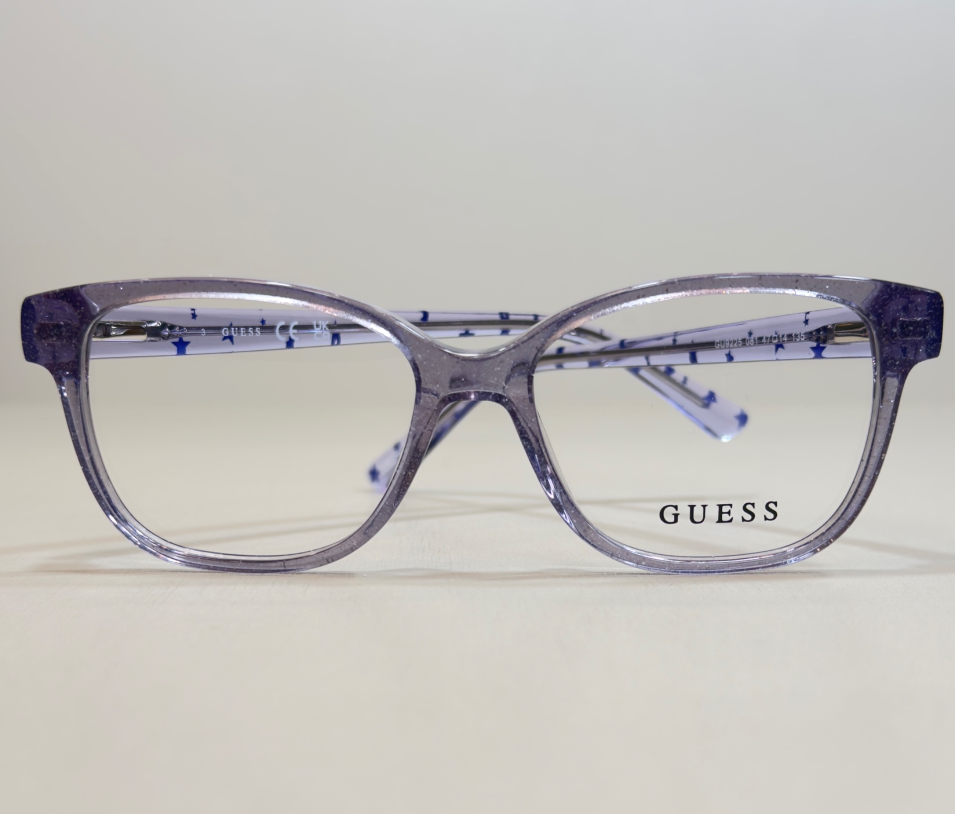 GU9225 · GUESS