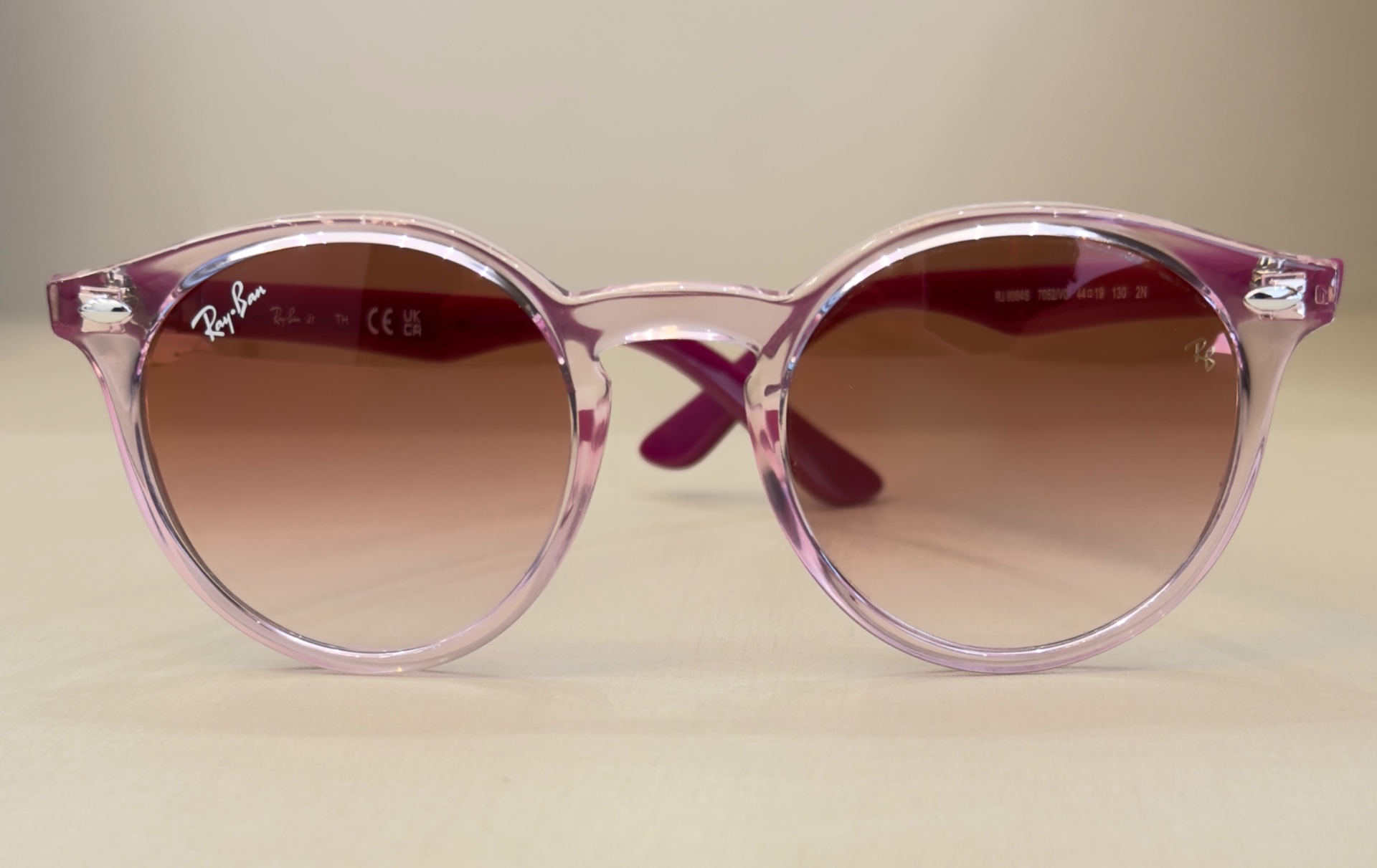 RJ9064S · Ray-Ban