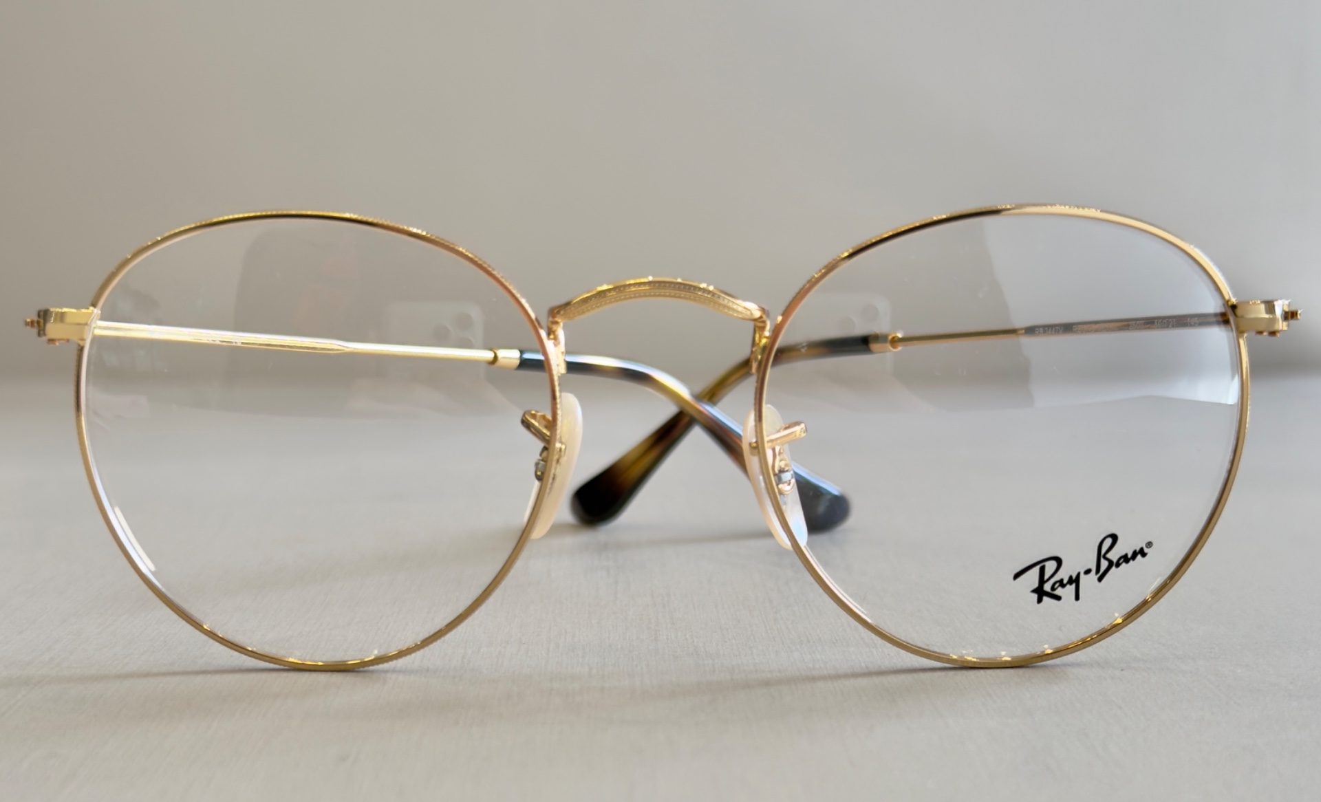 Round metal · Ray-Ban